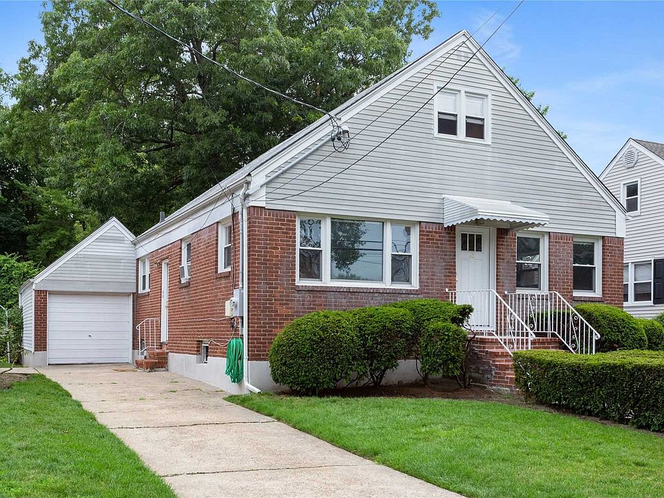 1st image of 62 Wood St