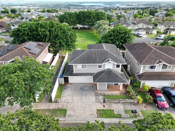 94-1055 Halehau St, Waipahu, HI 96797