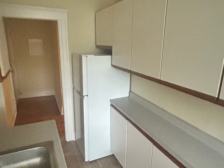 223 Essex St #26 — Photo 10