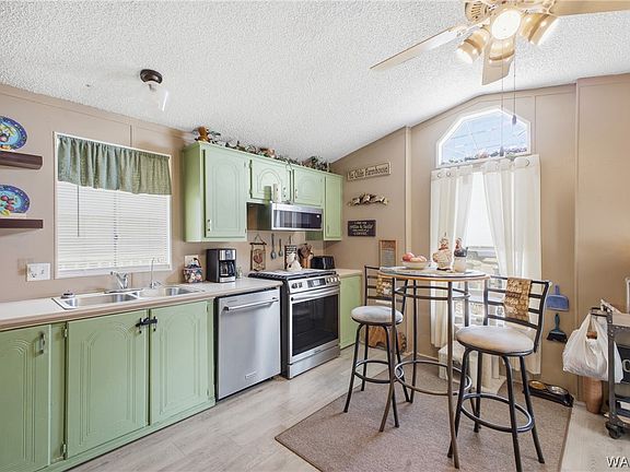 5th image of 1681 Richardo Avenue