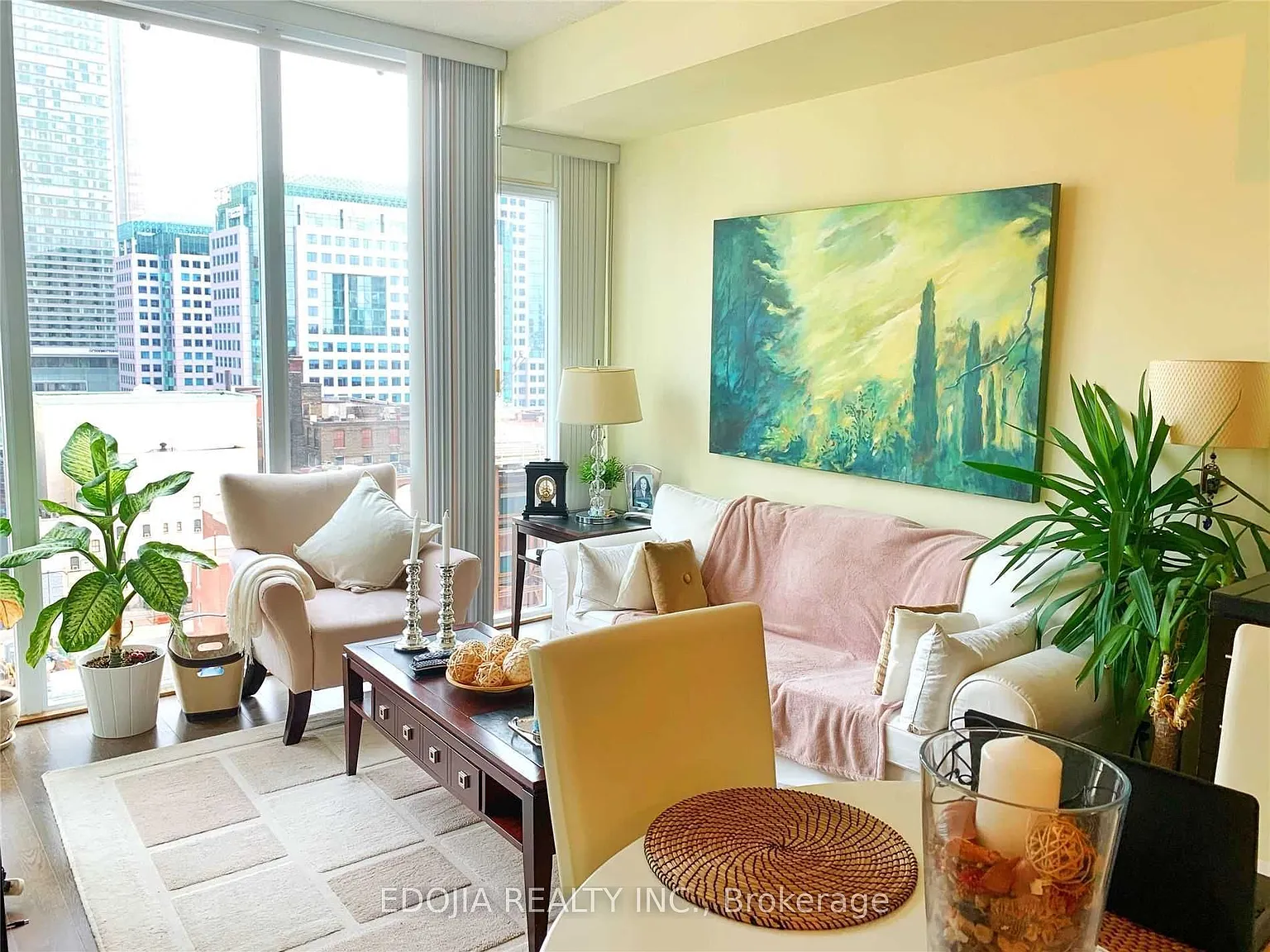 2 bed, $3,000 — Photo 1