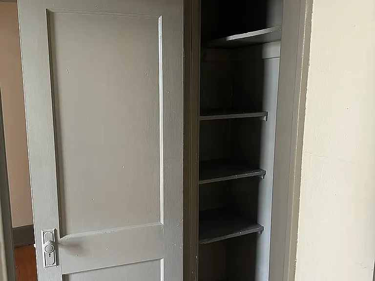 9 Woodland Apartments — Photo 33