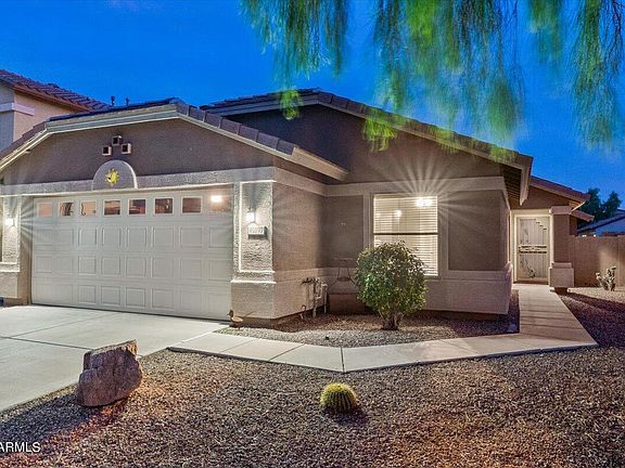 3rd image of 45197 W PARAISO Lane