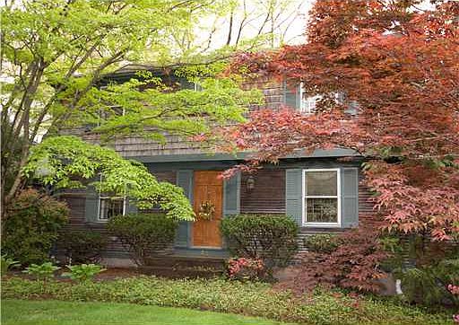 1st image of 41 Thompson Hill Dr