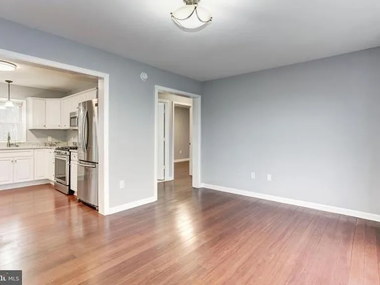 5755 Southern Ave — Photo 2