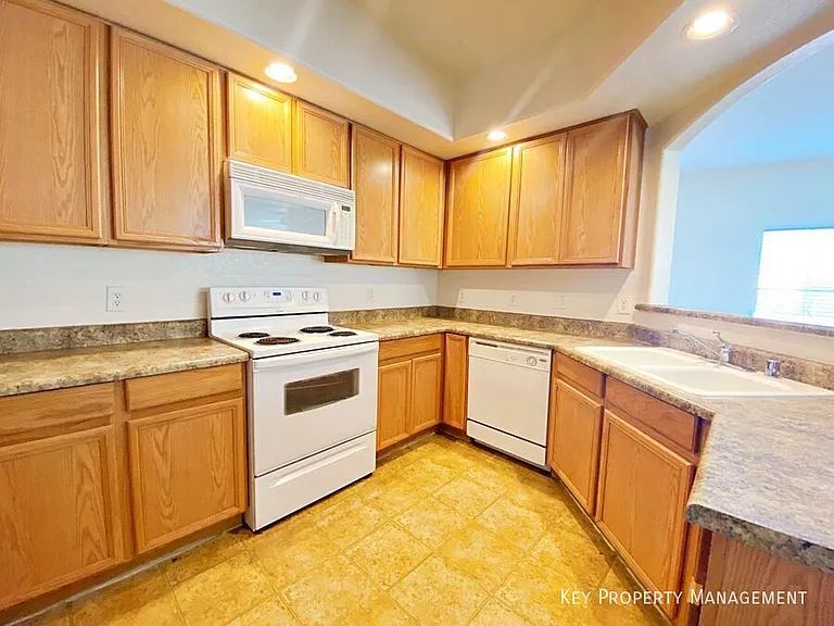 6160 Rumrill St #210 — Photo 10