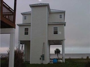 85 Carolina St, Lanark Village, FL 32323