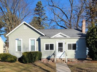 446 Summit Ave, Eau Claire, WI 54701