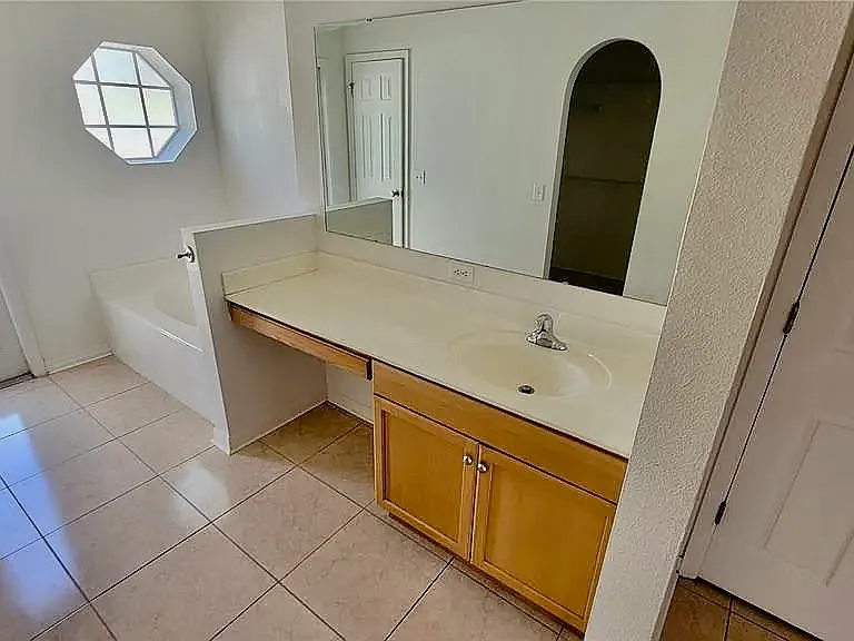 921 Bristle Cone Ct — Photo 5