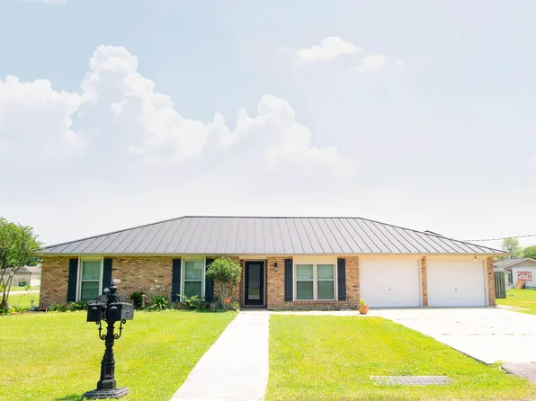 801 Hyland Dr, Lockport, LA 70374
