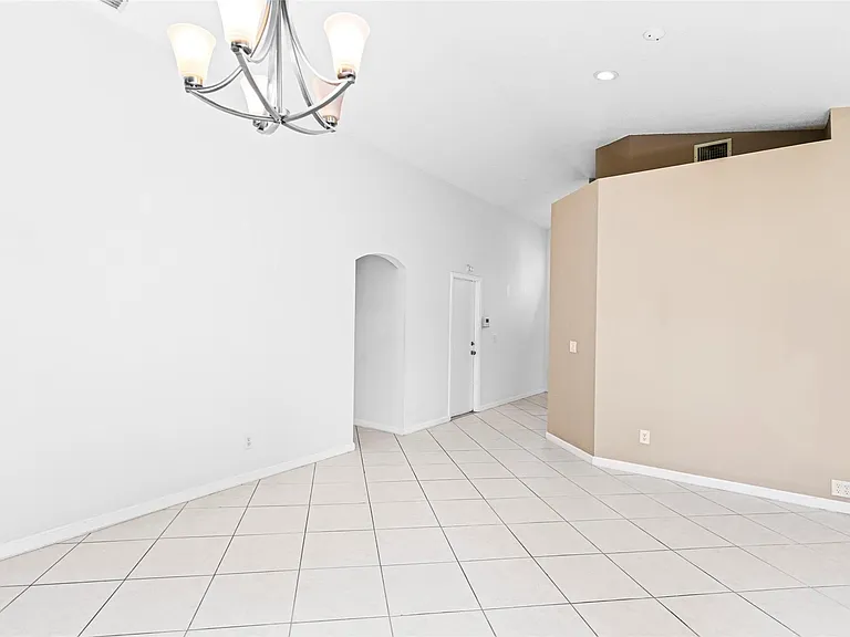 15250 SW 49th Ct — Photo 11