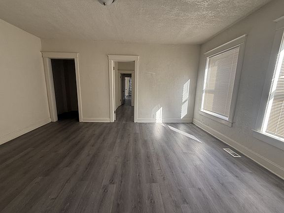 3rd image of 3206 E 11th St #1E