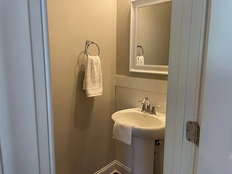 2510 Gallery Dr — Photo 27