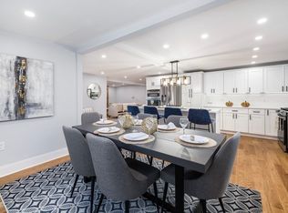 14 Arrow St, Middleton, MA 01949