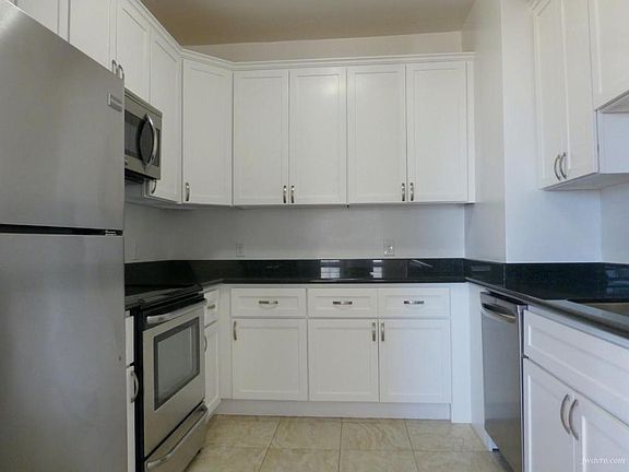 4th image of 2201 Pacific Ave APT 501