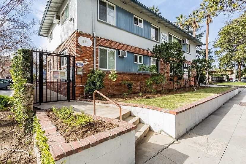 1st image of 251 N El Molino Ave APT 2