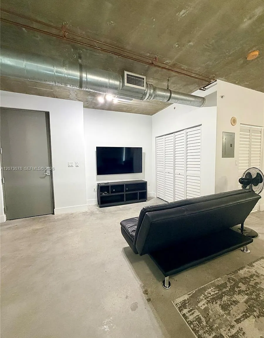 Baylofts Condo — Photo 3