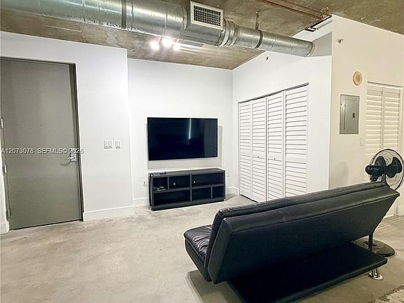 3rd image of 455 NE 25th St #4D
