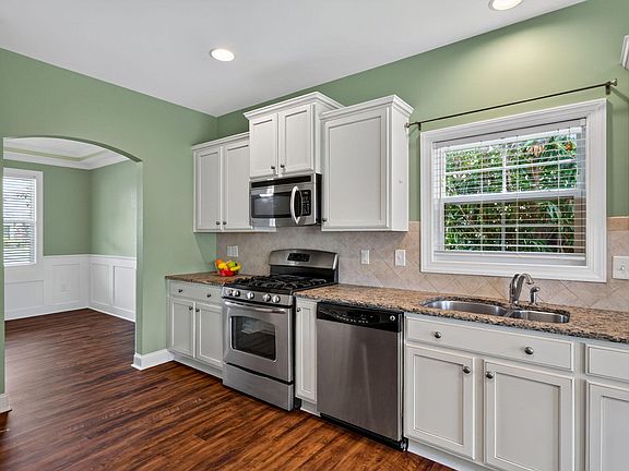 3rd image of 7604 Birchmoor Way