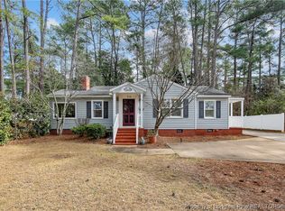 718 Glenwood Dr, Fayetteville, NC 28305