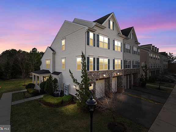 4th image of 11160 Wortham Crest Cir #109