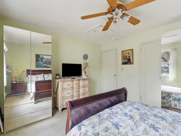 220-47 73rd Avenue image 16 of 19