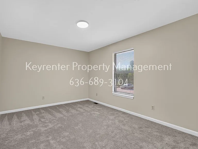 357 Della Dr — Photo 22