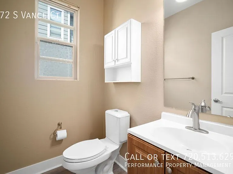 572 S Vance Ct — Photo 16
