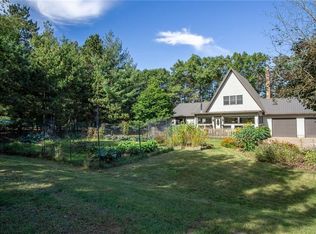 712 Lake Rd, Altoona, WI 54720