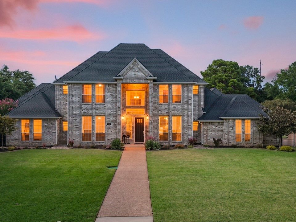 1st image of 1133 Wales Dr