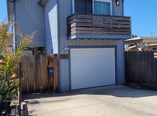 1303 Lowell St, Seaside, CA 93955