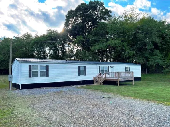 529 Lots Gap Rd, Max Meadows, VA 24360