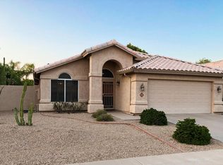 6616 W Louise Dr, Glendale, AZ 85310