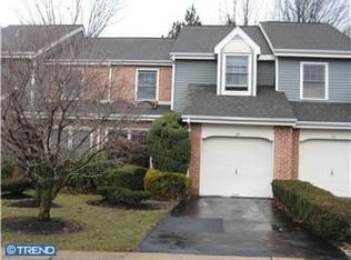 37 Stonehurst Ct, Chesterbrook, PA 19087