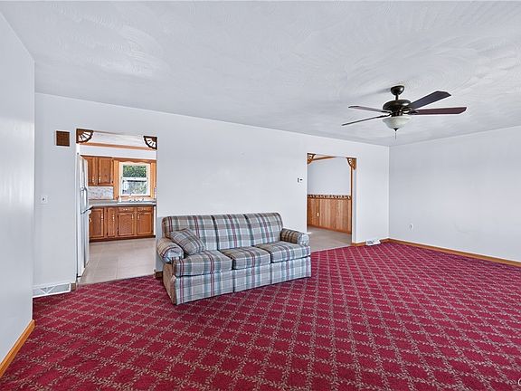 4th image of 5320 Sarenski Rd