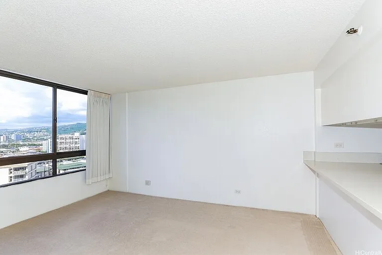2499 Kapiolani Blvd #1004 — Photo 4