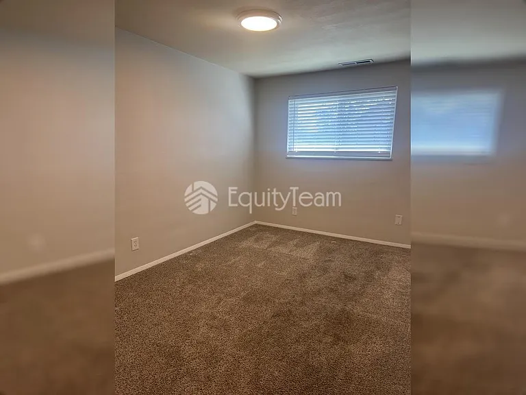 1005 E Pearl St #C — Photo 19