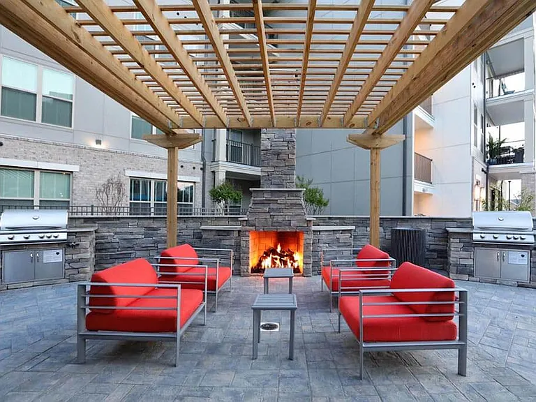Avia Luxury Apartments — Photo 16