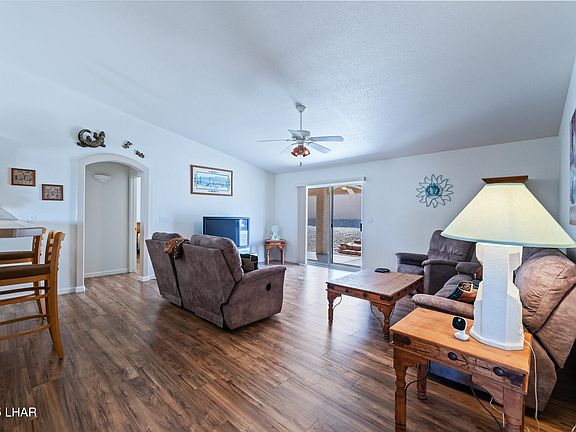 4th image of 2630 Cliffwood Dr