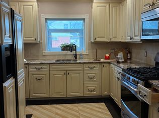 (Undisclosed Address), Huntington Station, NY 11746