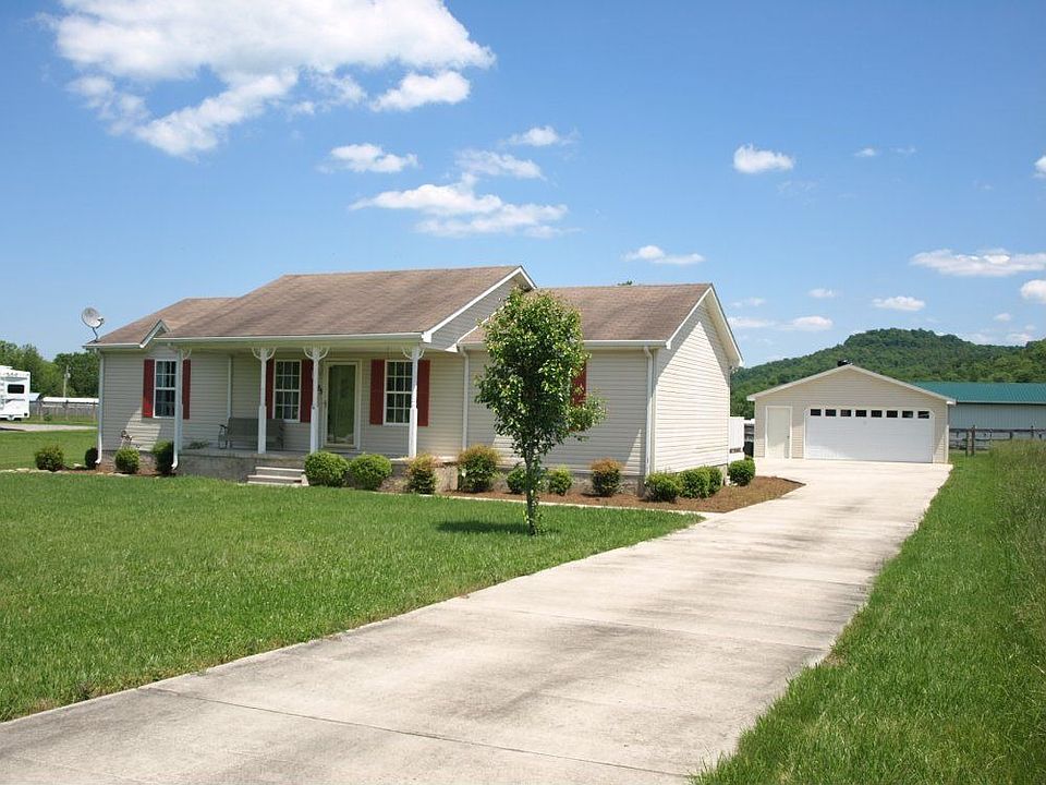For Sale: 265 Woodbury Hwy, Liberty, TN 37095