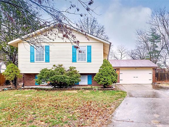 2nd image of 24 Jumper Hill Ct