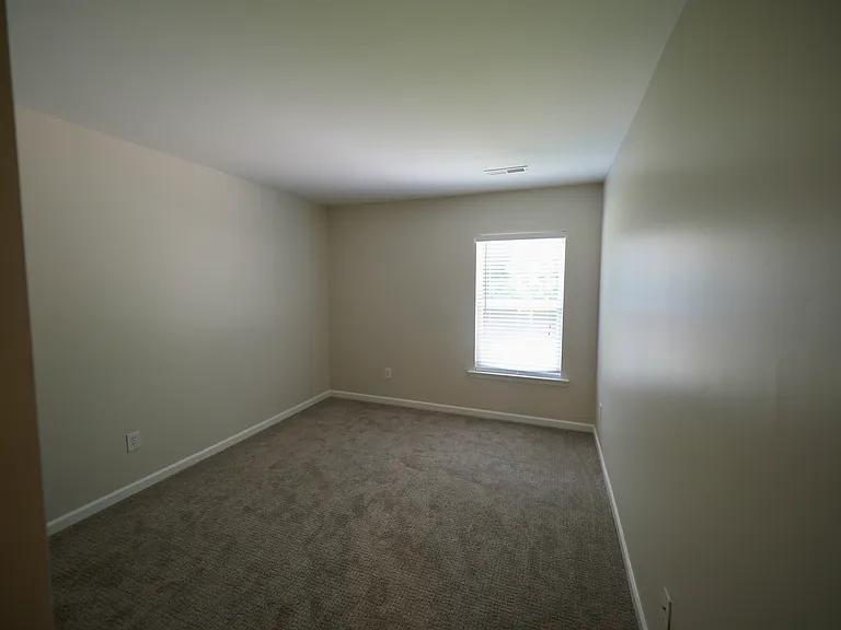 27 Border Ave — Photo 20