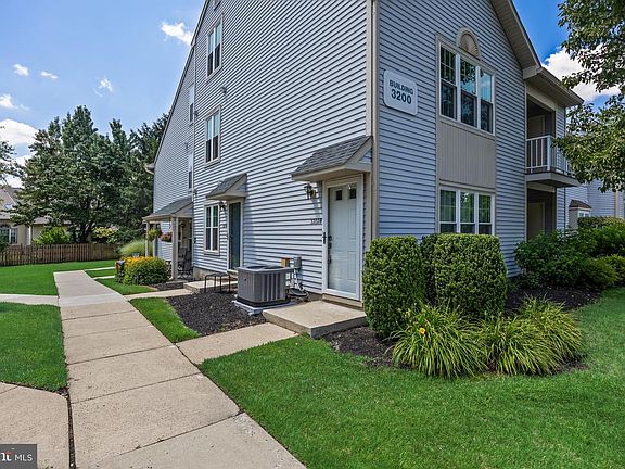 2nd image of 3202 Ramsbury Ct