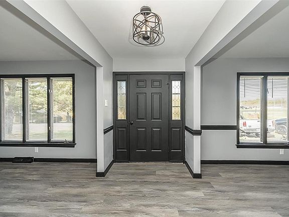 2nd image of 7020 Lakeside Hills Dr