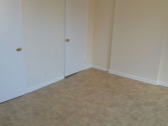 4th image of 137-139 Mamaroneck Ave