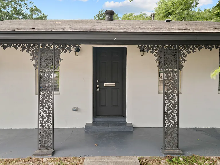 1627 W Mariposa Dr — Photo 2
