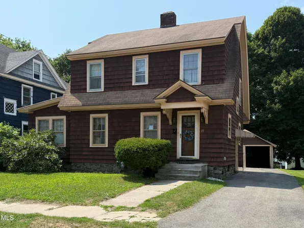19 Alexander Street, Gloversville, NY 12078