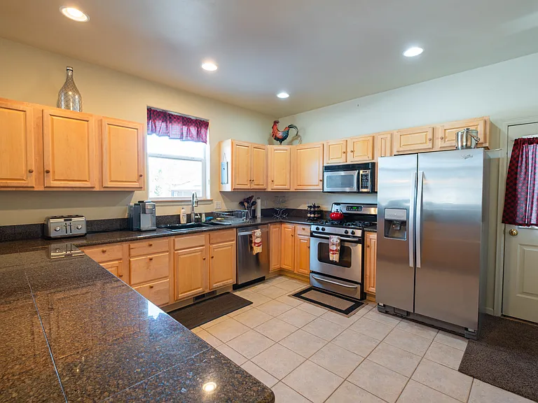 178 Lake View Cir W — Photo 13