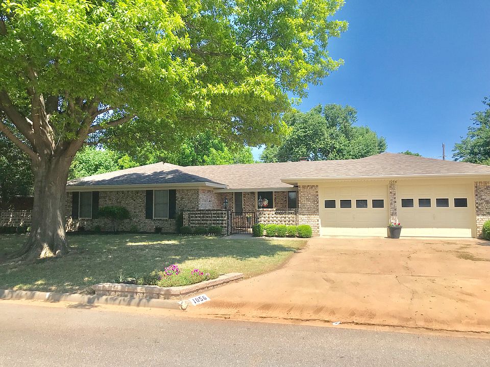 1st image of 1056 Jan Lee Dr